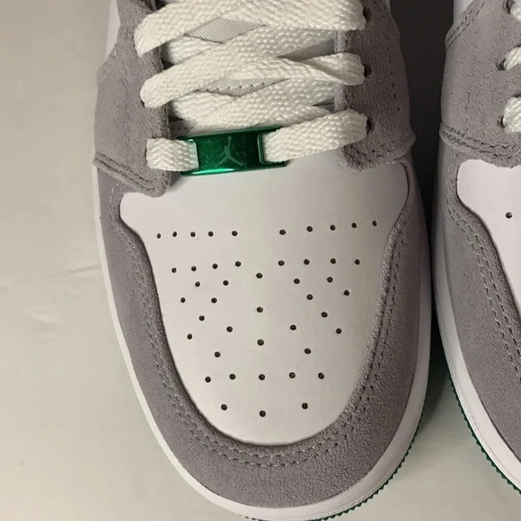 Air Jordan 1 Mid Sneakers PINE GREEN GREY - Picture 6 of 10